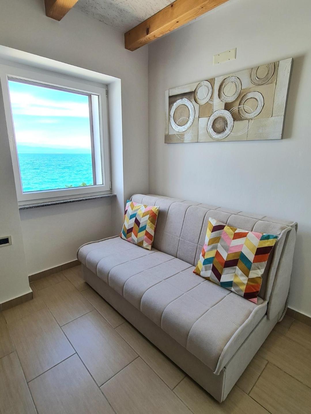 Apartments Sveti Ivan Mošćenička Draga Kamer foto